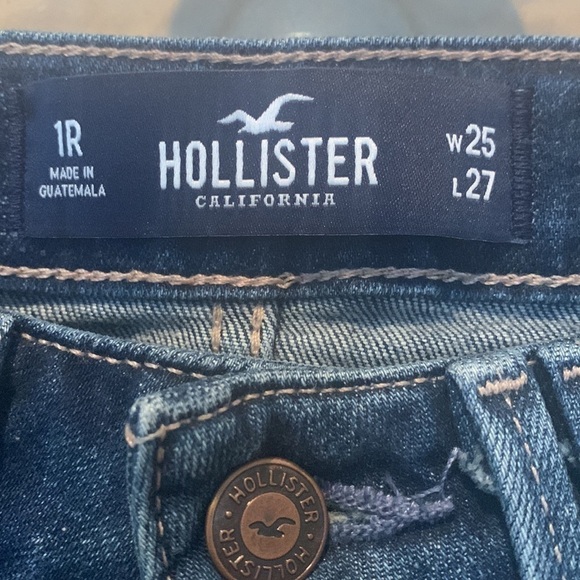 Hollister | Ultra High-Rise Mom Vintage Wash Stretch Blue Y2K Jeans 25 x 27 1R - Picture 10 of 16